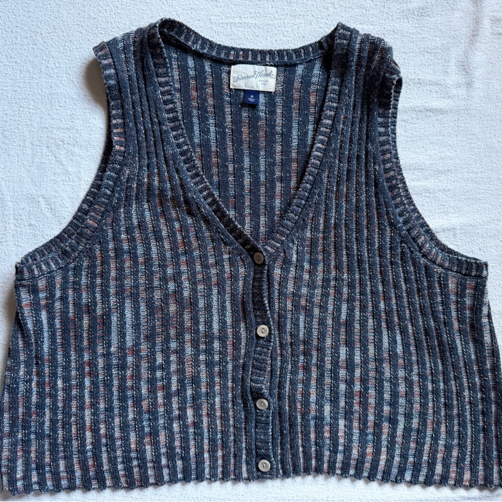 Universal Thread sweater vest